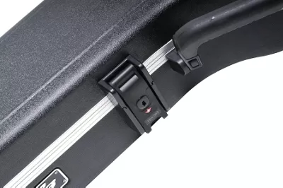 SKB SKB-30 Deluxe Thin-Line Acoustic-Electric And Classical Guitar Case 7 SKB SKB-30 Deluxe Thin-Line Acoustic-Electric And Classical Guitar Case - Image 5